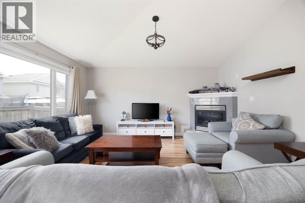 177 Swanson Crescent - 3