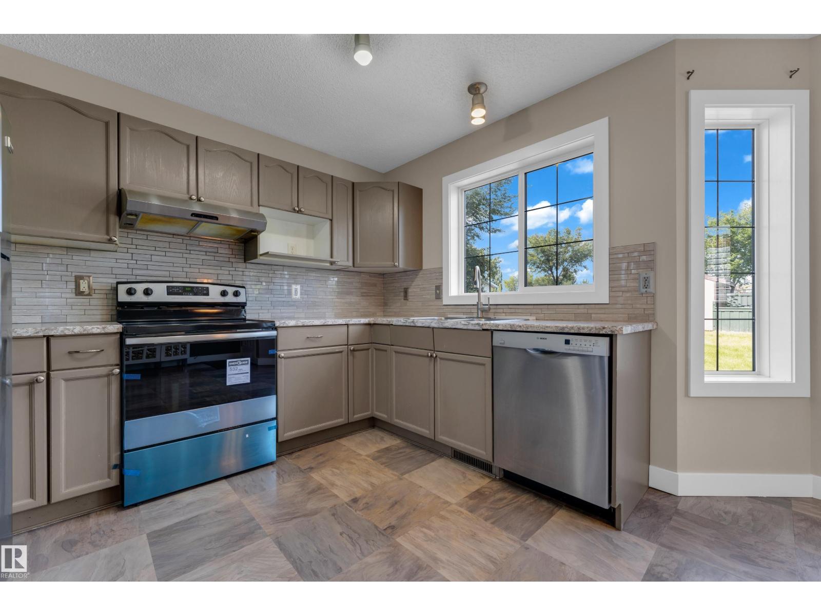 1434 GRANT WY NW - Image 14