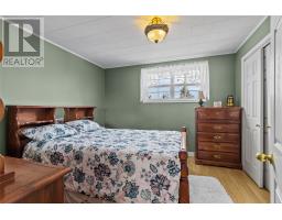 25 Ocean Pond Road thumbnail 19