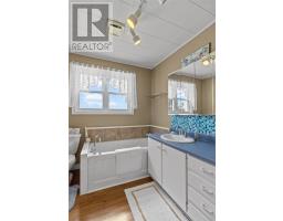 25 Ocean Pond Road thumbnail 20