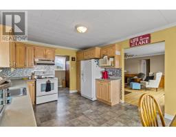 25 Ocean Pond Road thumbnail 8