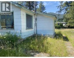 1615 Neimi Road, Christina Lake, BC V0H1E2 Photo 8