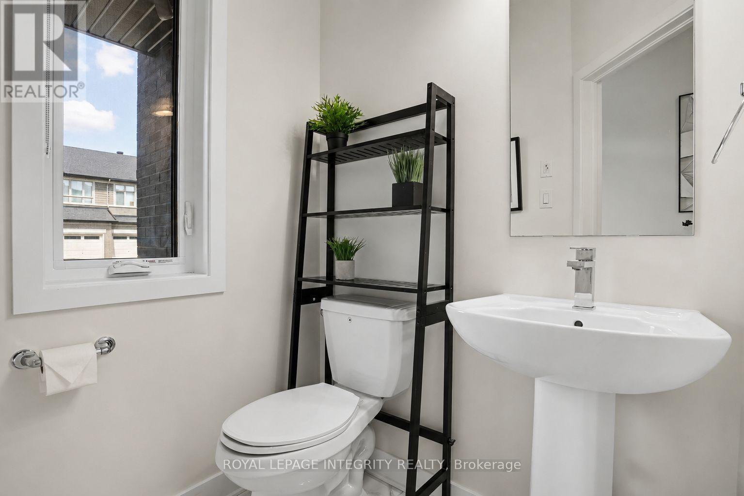3 Bed, 3 Bath House for Sale in Ottawa – 523 TRIANGLE STREET, Ottawa – MLS# X13682818 - Image 19