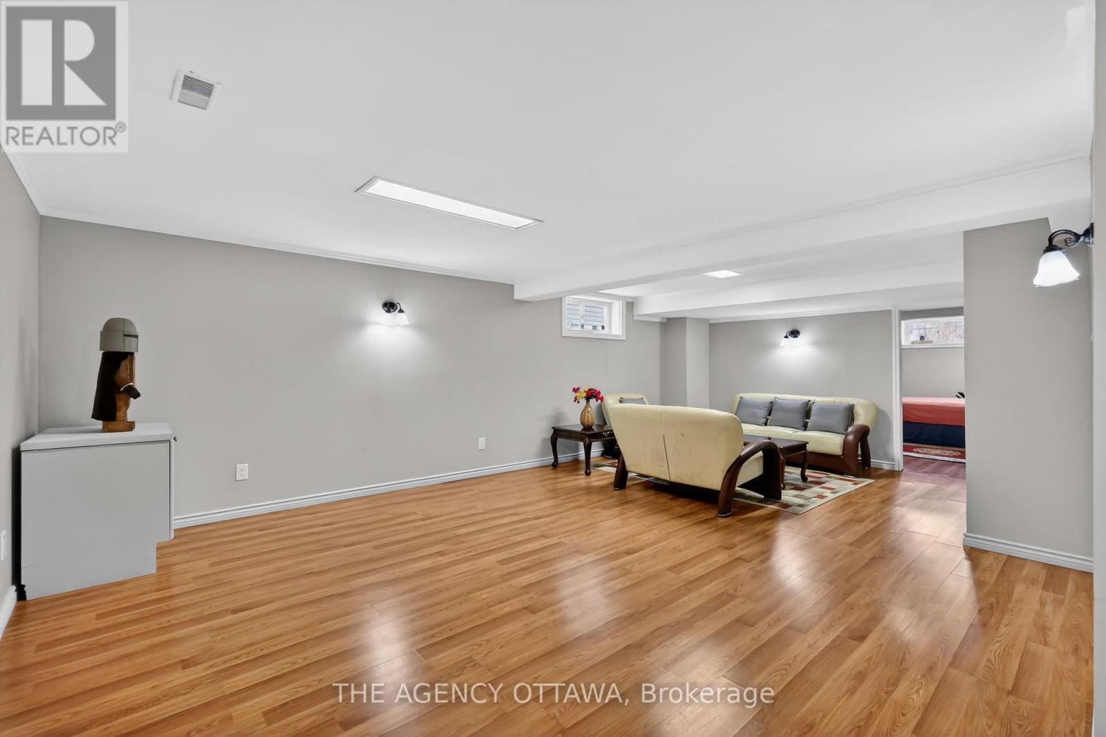321 GOLDRIDGE DRIVE - 34