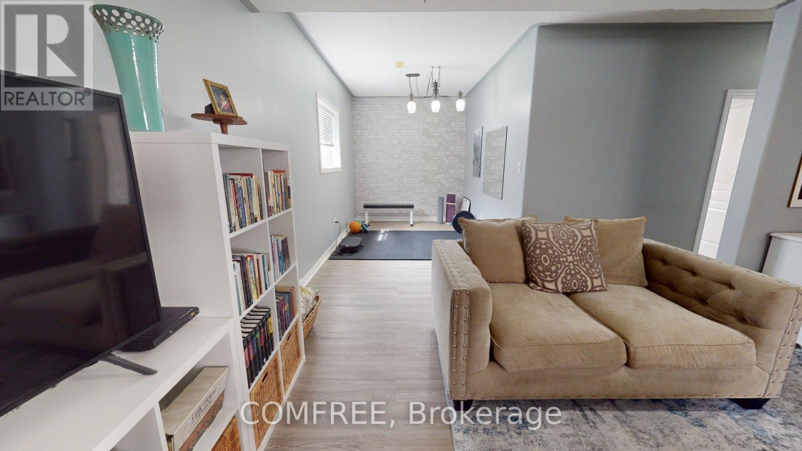 7136 JULIE DRIVE - 27