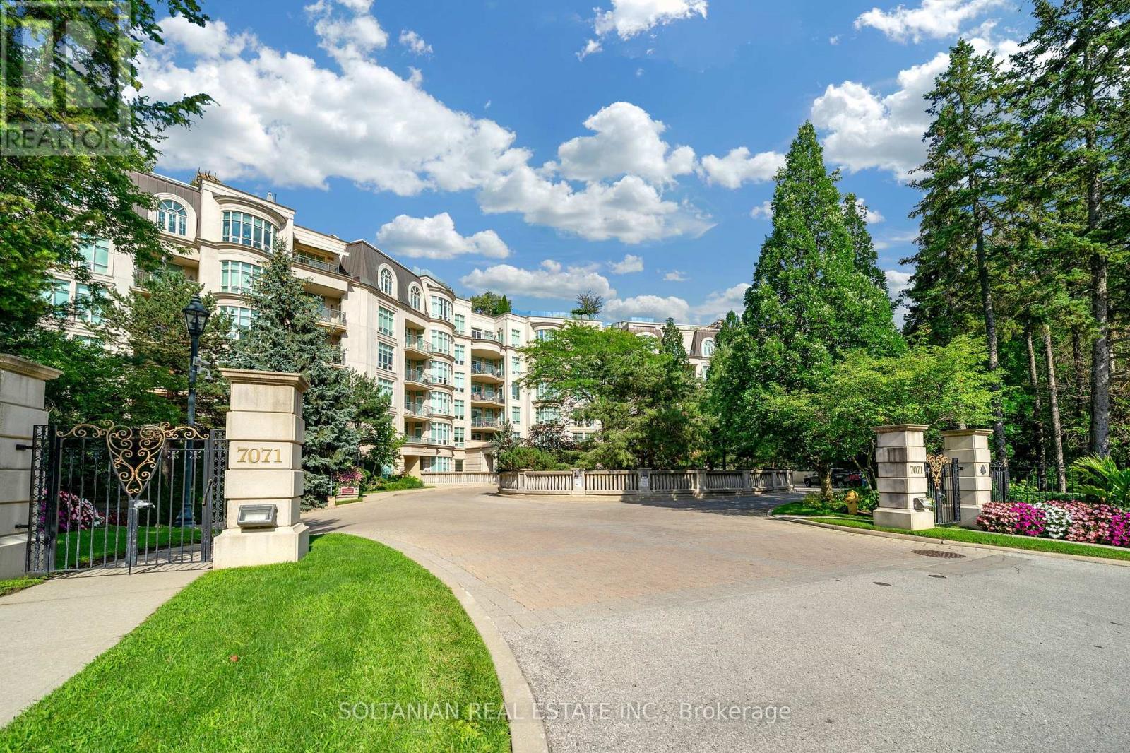 #212 7071 BAYVIEW AVENUE - 48
