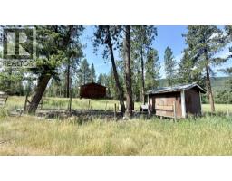 Kitchen - 29 Haggen Road, Beaverdell, BC V0H1A0 Photo 10