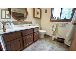 29 Haggen Road, Beaverdell, BC V0H1A0 Photo 32