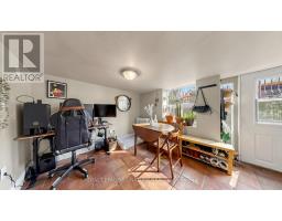 132 Marion Street, Toronto, ON M6R1E7 Photo 16