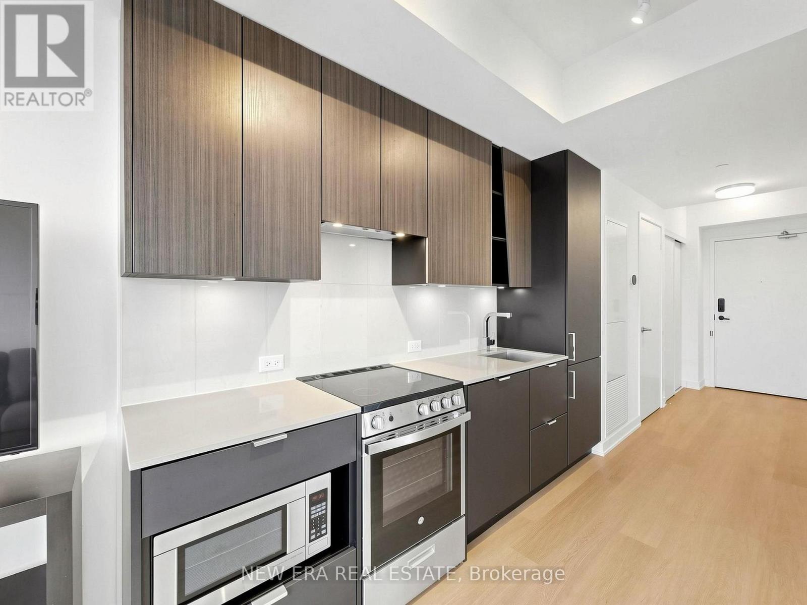 #2107 3883 QUARTZ ROAD - 11