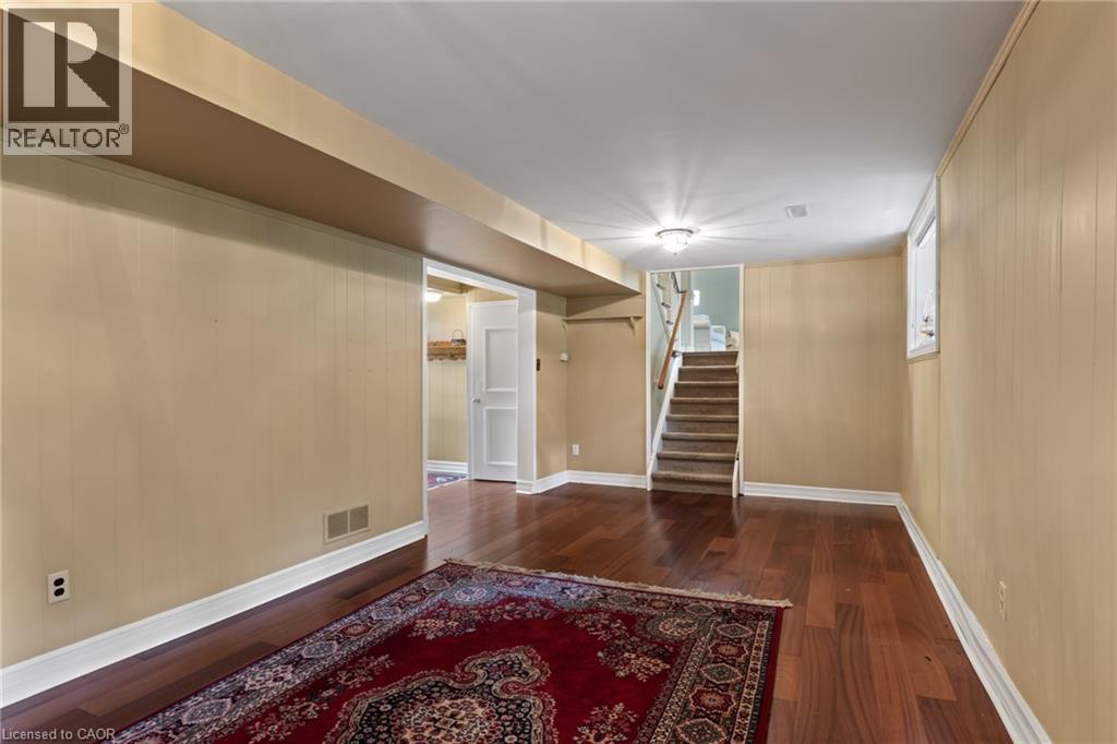 401 CAIRNCROFT Road - 20