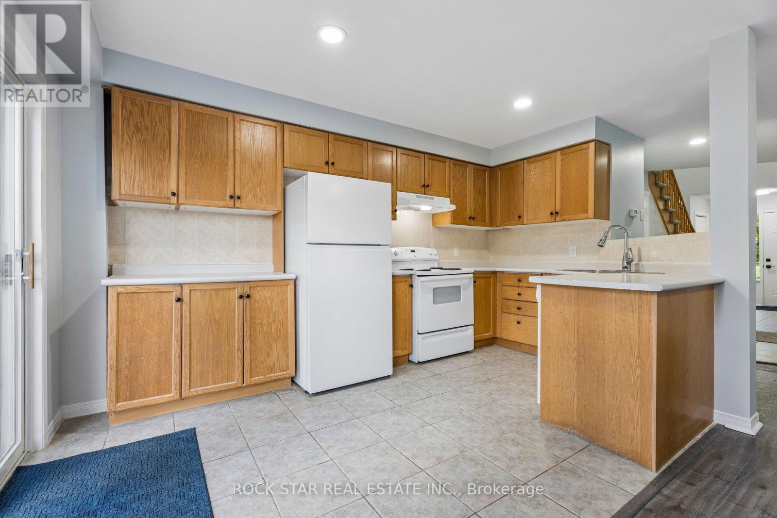 #3 1860 UPPER GAGE AVENUE - Image 7