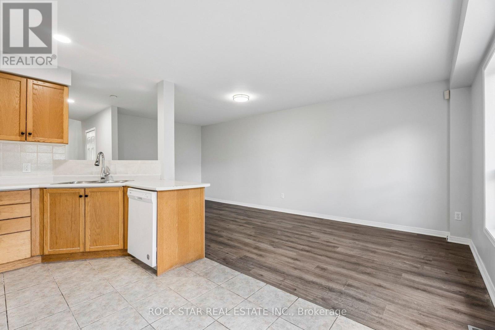 #3 1860 UPPER GAGE AVENUE - Image 8