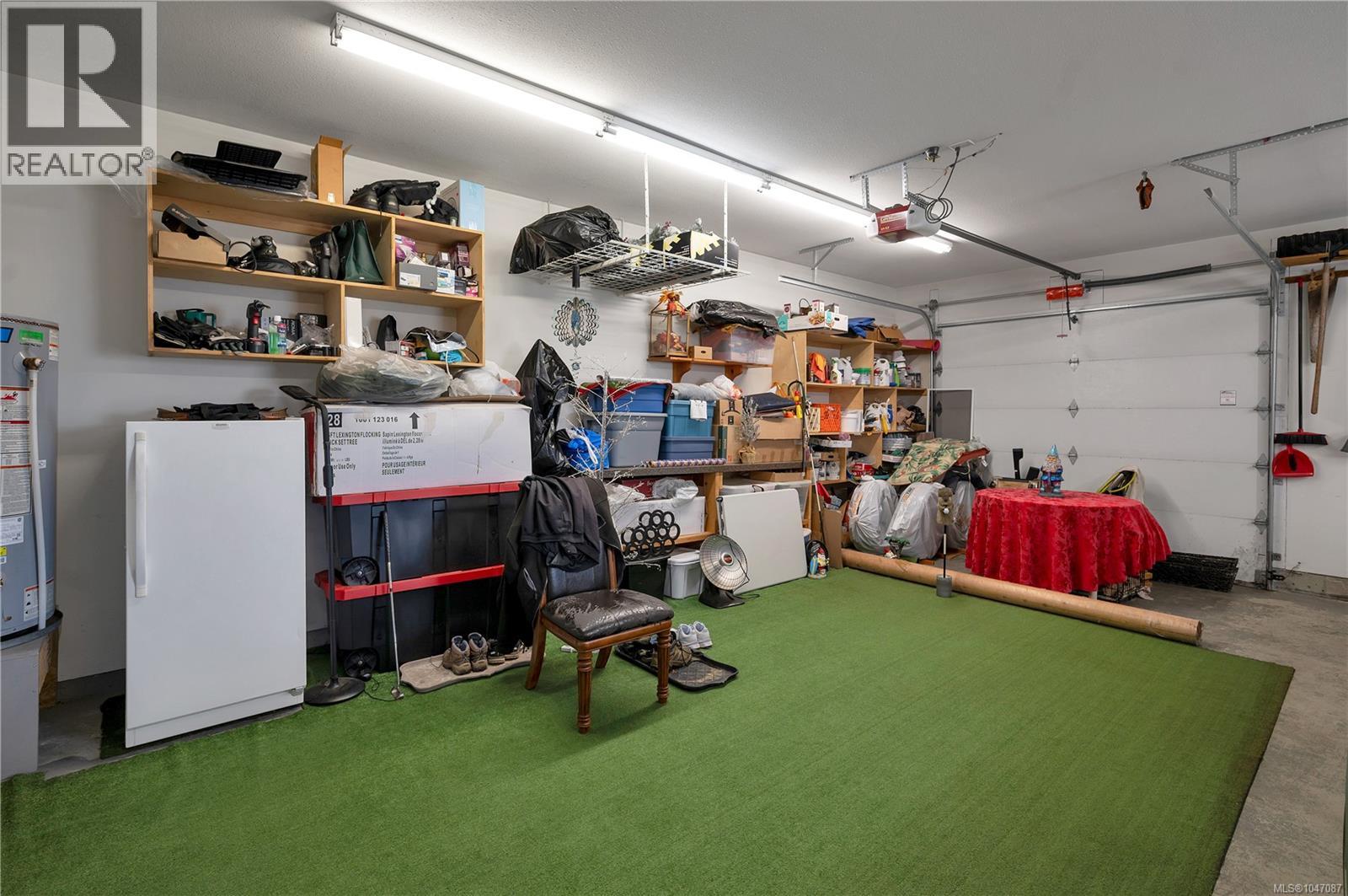 240 Carolyn Rd - Image 15