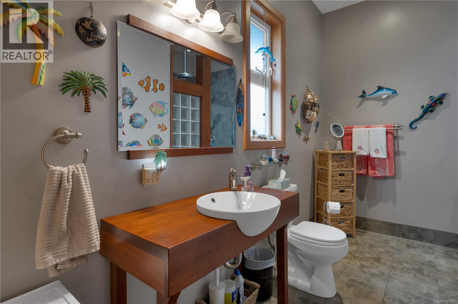 240 Carolyn Rd - Image 22