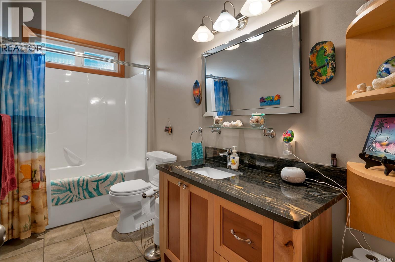 240 Carolyn Rd - Image 25