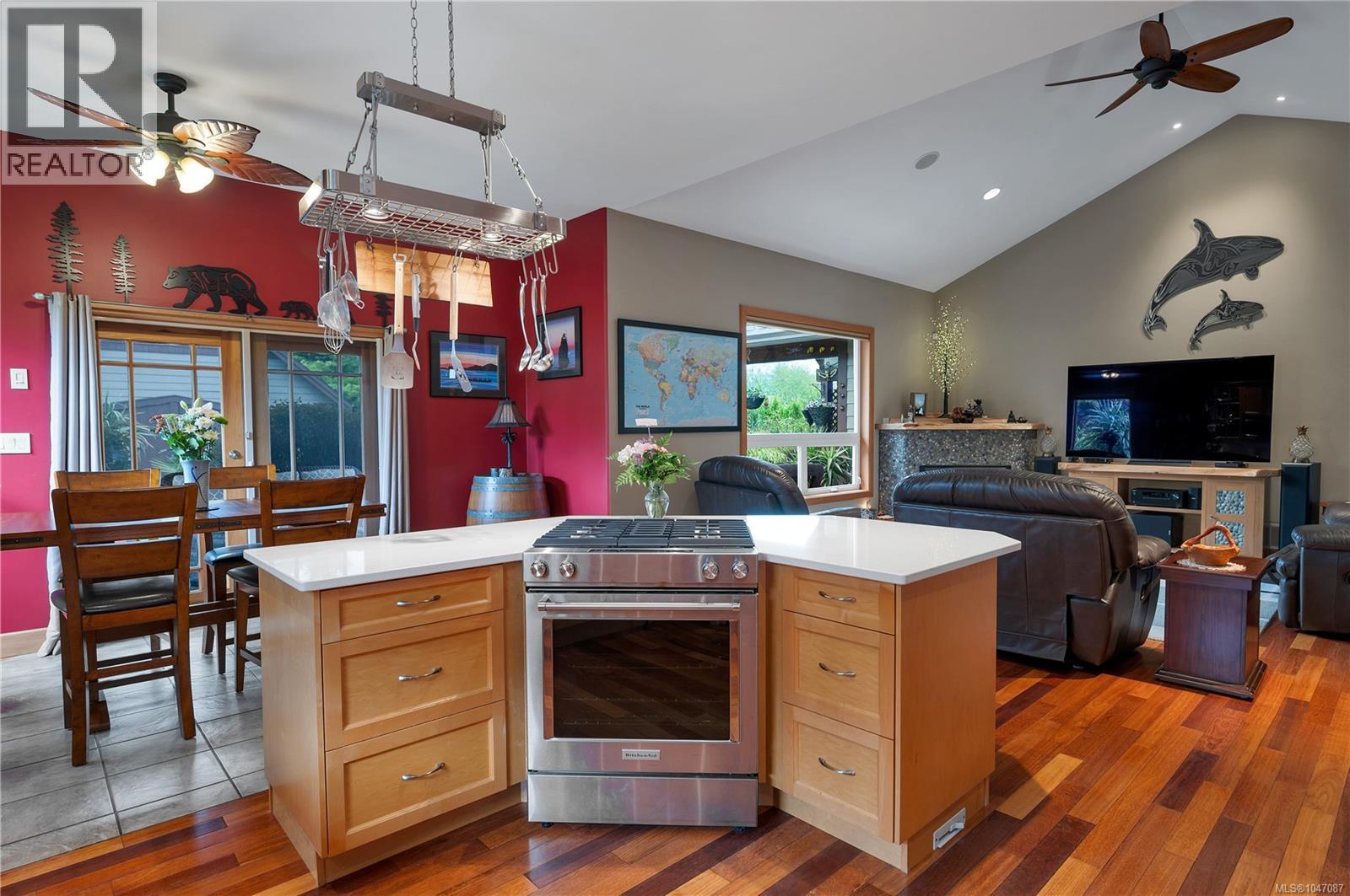 240 Carolyn Rd - 6