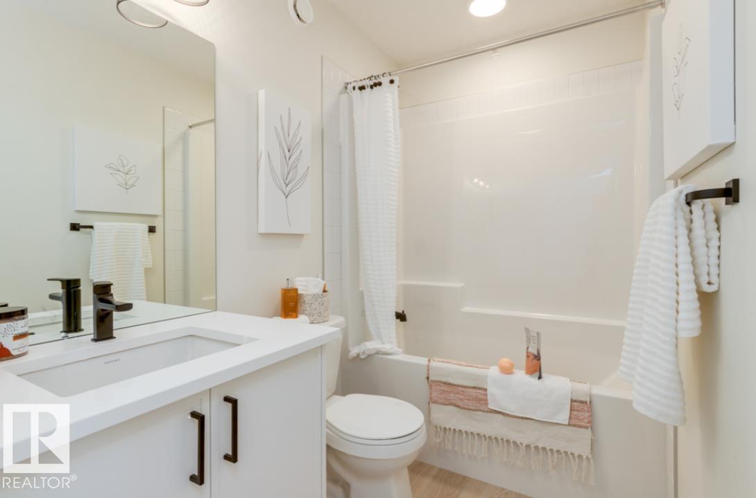 2040 194 Street NW - 12