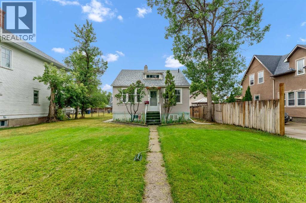 Property for sale at 485 8 Street SE