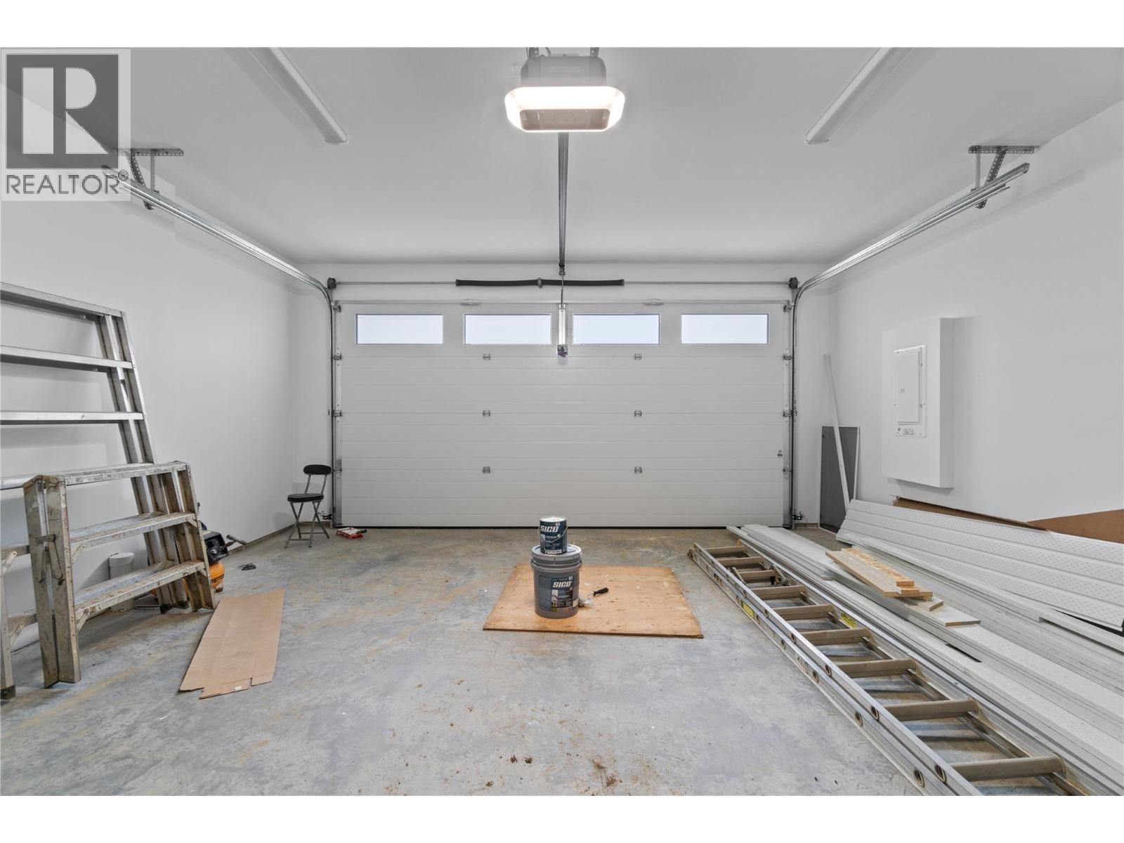 104 806 Cliff Avenue, Enderby