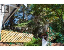 2 906 Admirals Rd, Esquimalt, BC V9A2P4 Photo 35