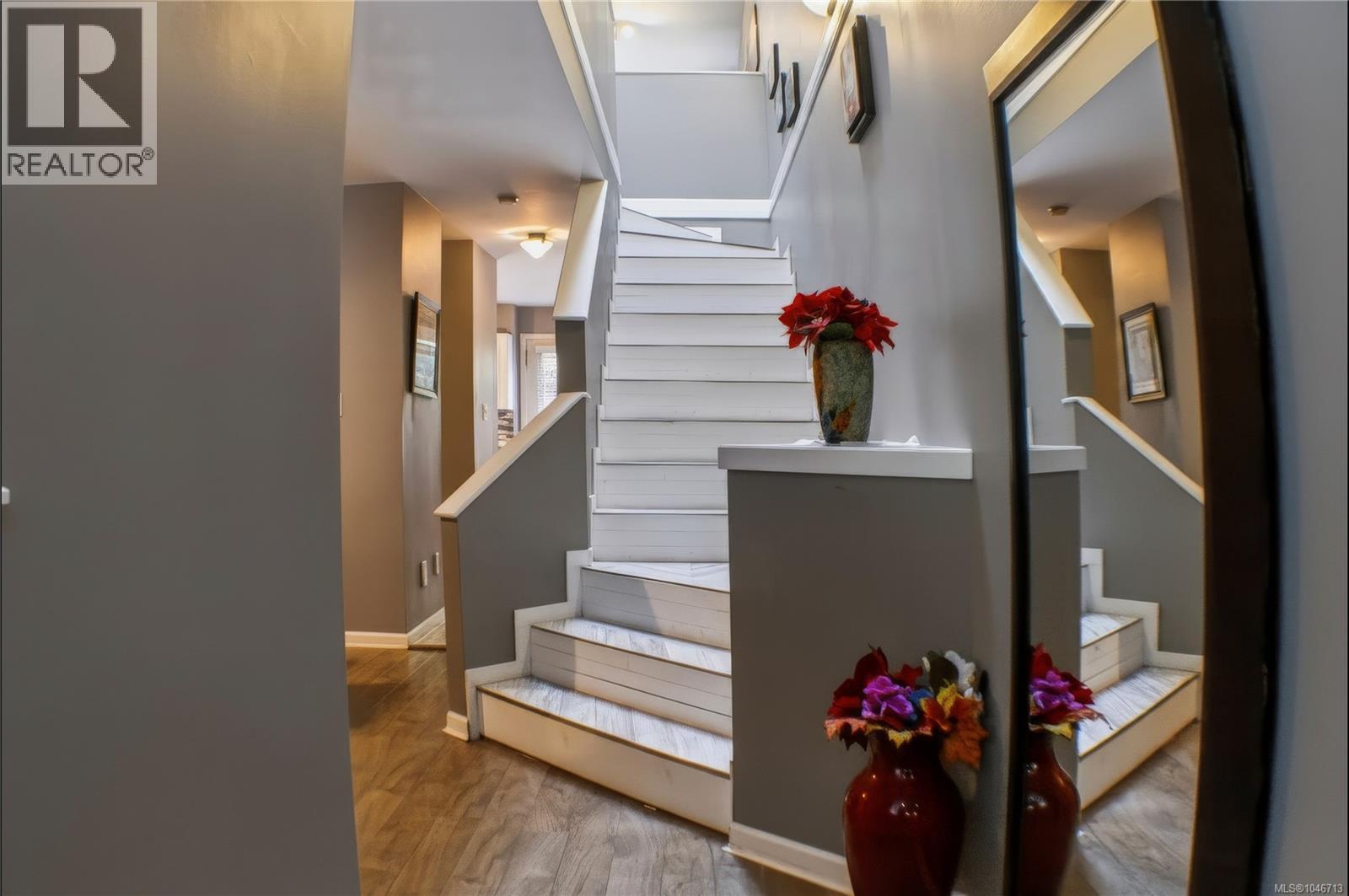#2 906 Admirals Rd - Image 9