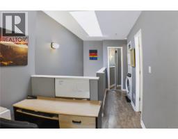 2 906 Admirals Rd, Esquimalt, BC V9A2P4 Photo 23