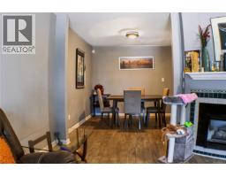 2 906 Admirals Rd, Esquimalt, BC V9A2P4 Photo 19