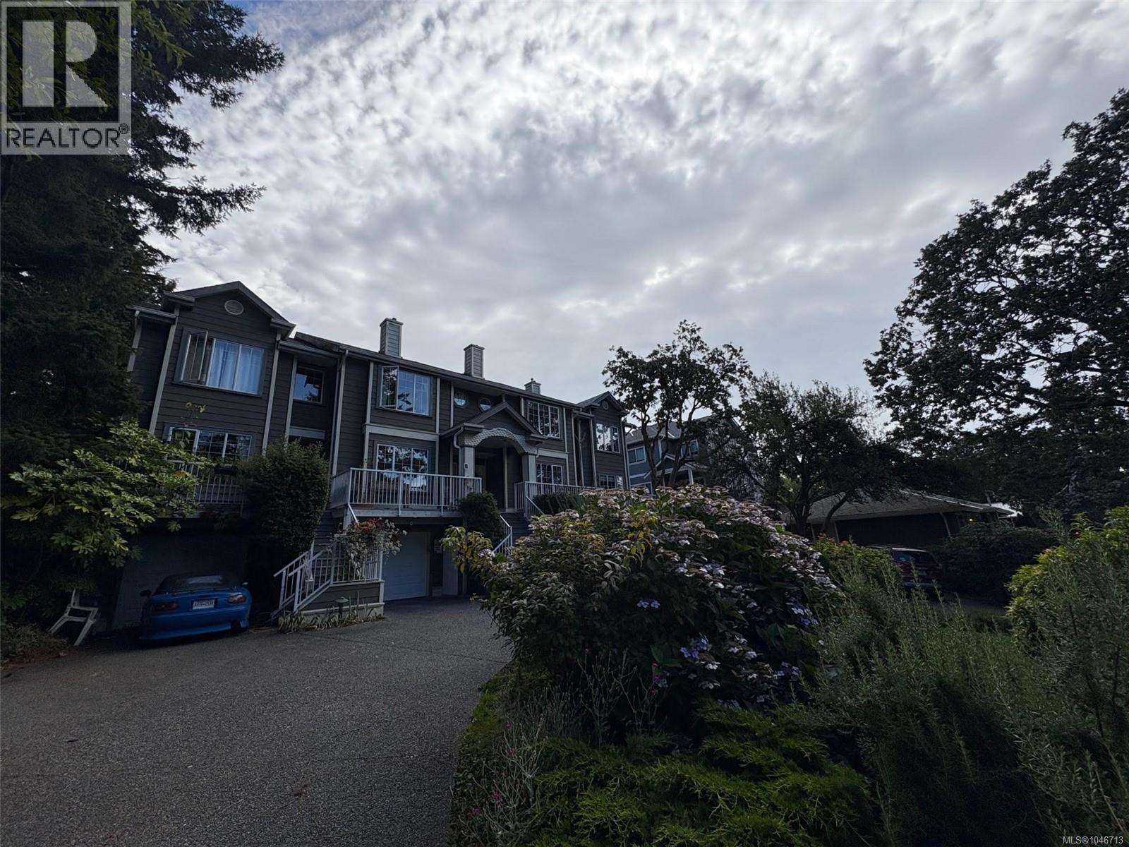#2 906 Admirals Rd - 39