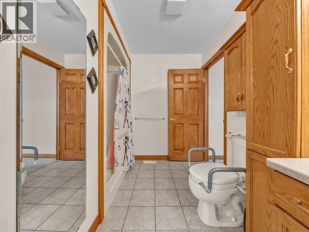 89 Peter AVENUE - 15