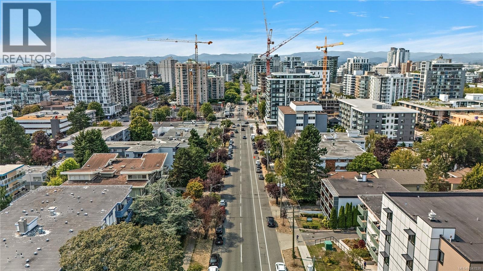 207 1155 Yates Street, Victoria