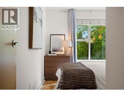 207 1155 Yates St, Victoria, BC V8V3N1 Photo 17