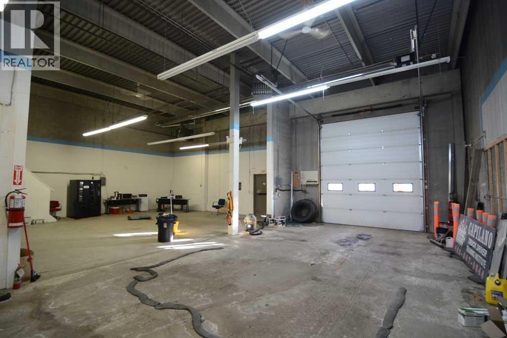 1 & 3, 7611 49 Avenue, Red Deer — property photo 11