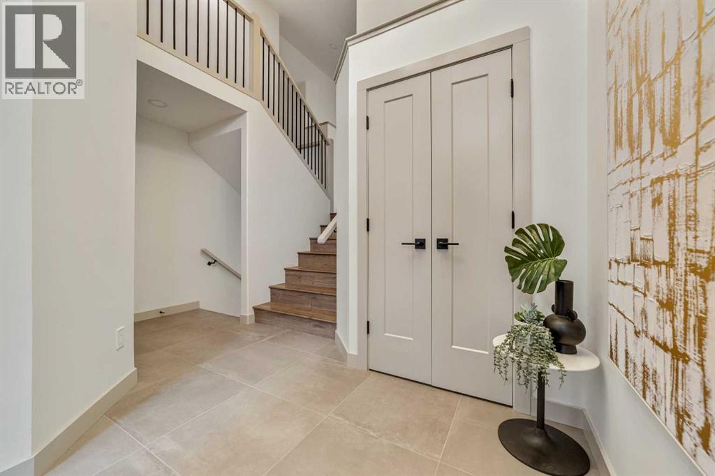 680 Sixmile Crescent S - Image 3