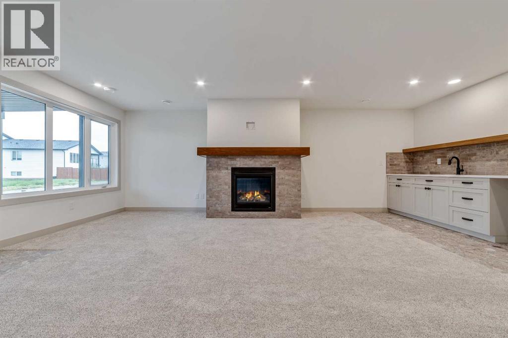 680 Sixmile Crescent S - 34