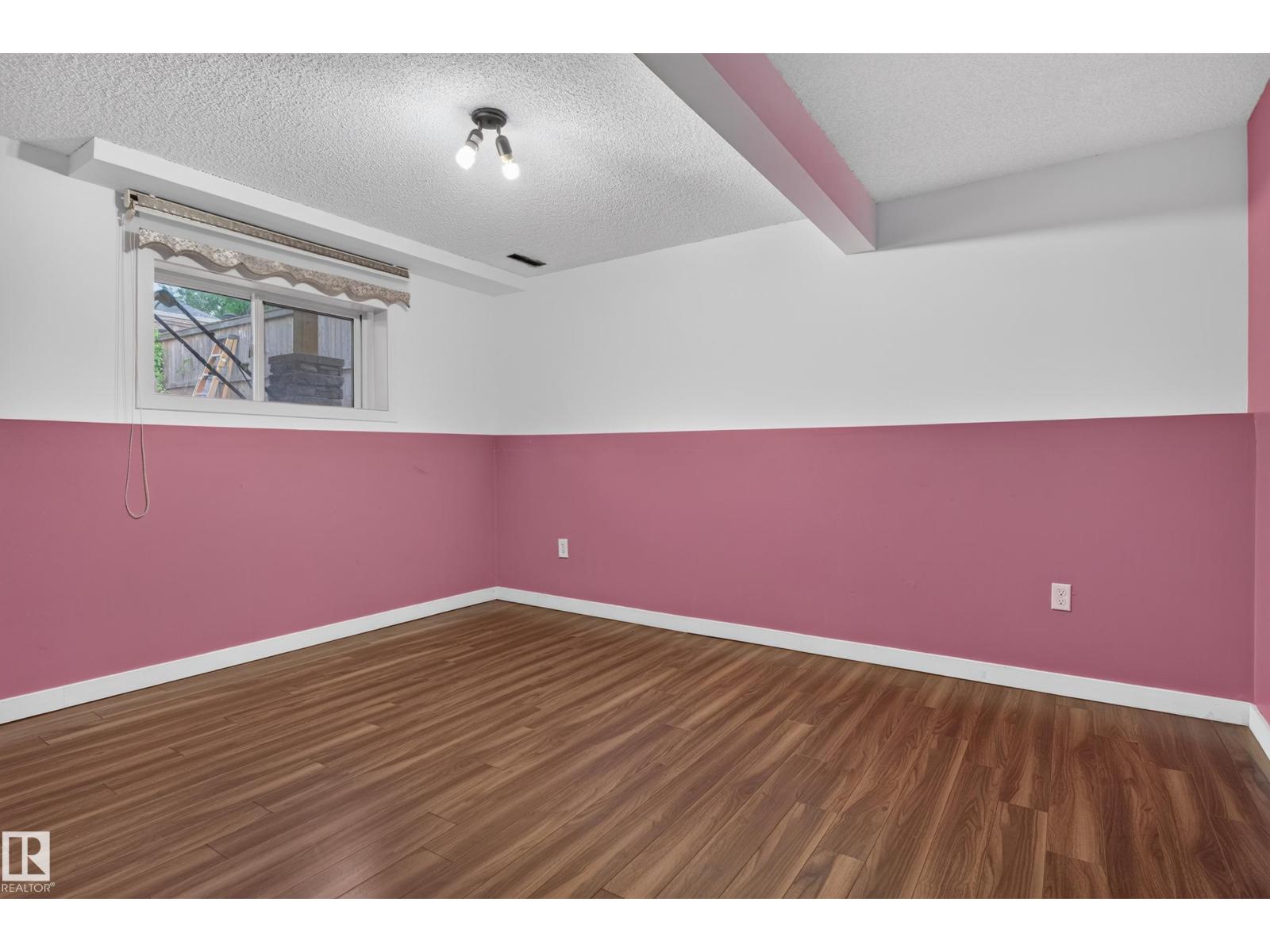 4628 37 AV NW - Image 51