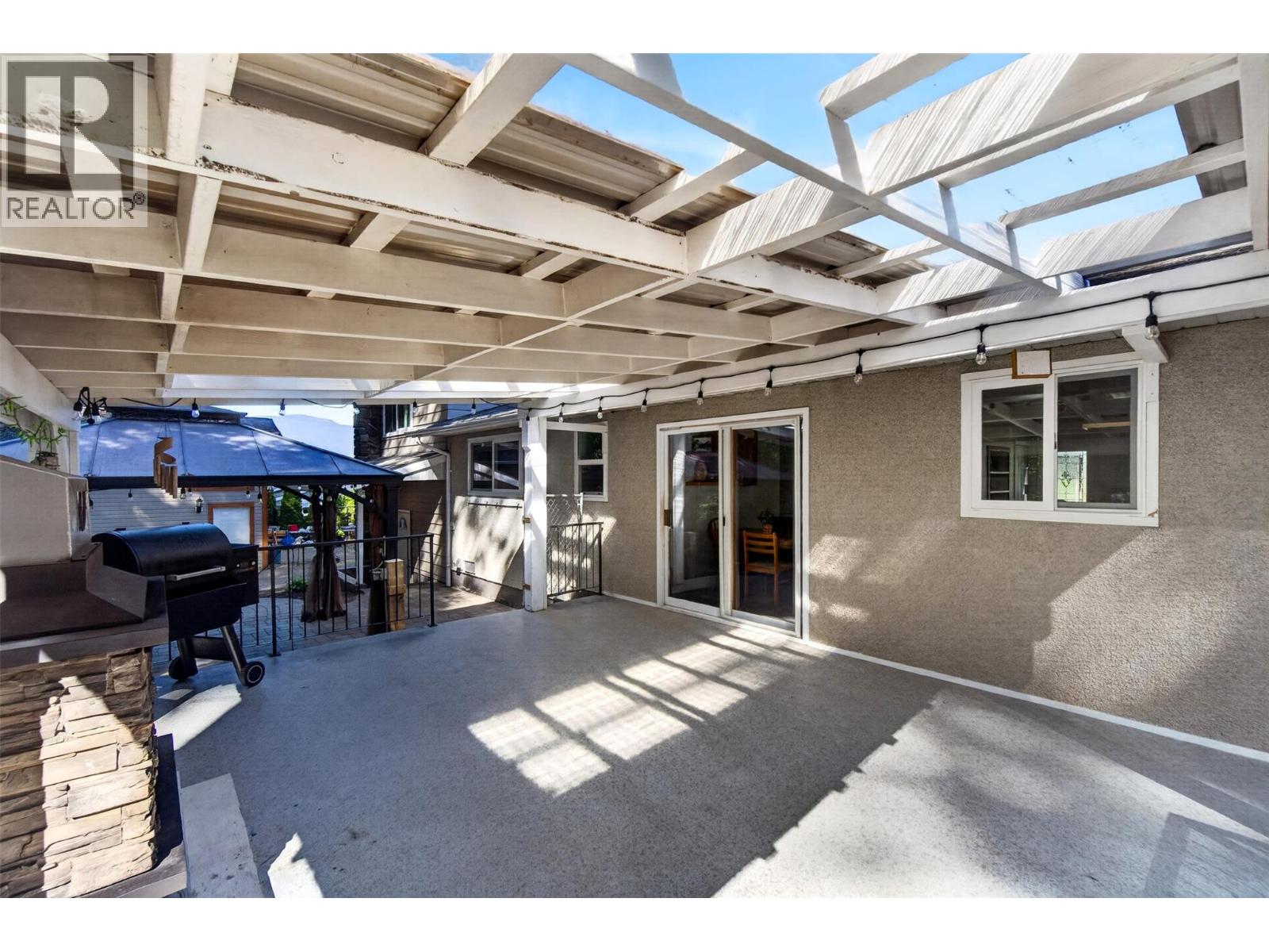 3180 28th Avenue NE - 69