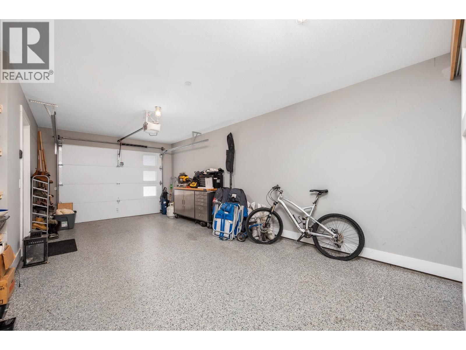 #301 11581 Rogers Road - Image 33
