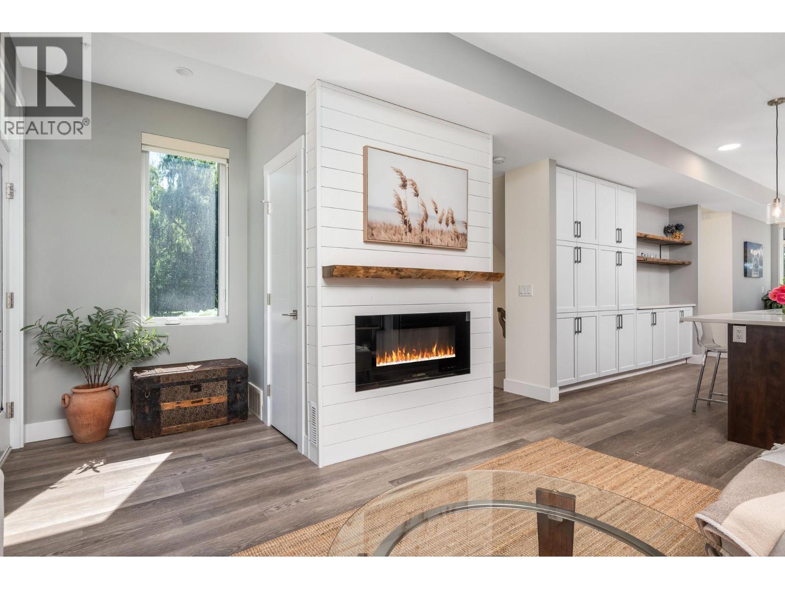 #301 11581 Rogers Road - Image 9