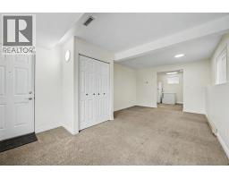 1963 Harrison Way, Kamloops, BC V1S1M8 Photo 19