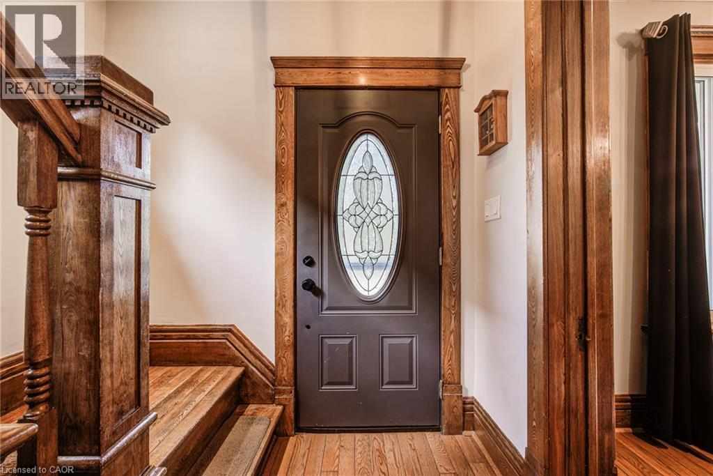 12 QUEEN MARY Street - Image 4