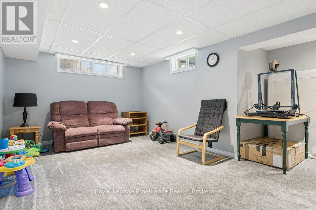 14 PARKER DRIVE - Image 31