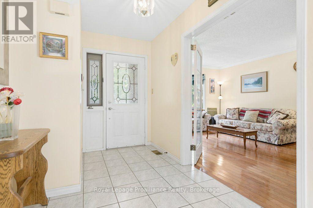 14 PARKER DRIVE - 5