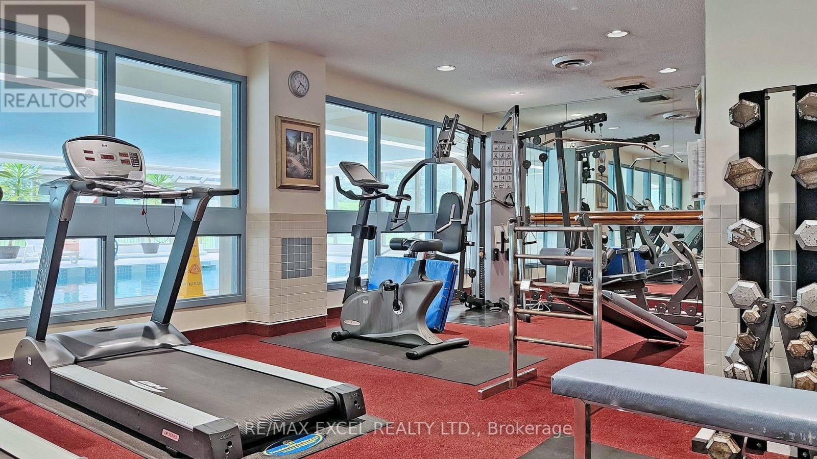 #906 30 THUNDER GROVE - Image 45