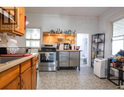 157 Adelaide Street, Strathroy Caradoc, ON N7G2V4 Photo 14