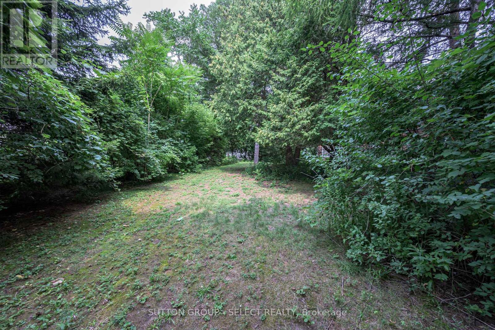 850 COMMISSIONERS ROAD W - 7