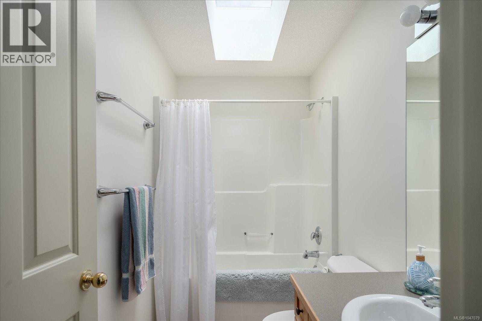2552 Sea Blush Dr - Image 32