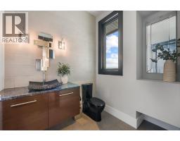 5pc Bathroom - 846 Clarance Avenue, Kelowna, BC V1W5H4 Photo 23