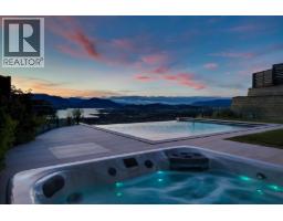 Gym - 846 Clarance Avenue, Kelowna, BC V1W5H4 Photo 6