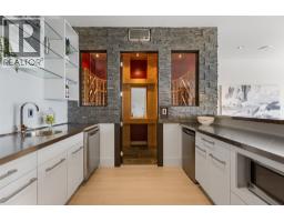 846 Clarance Avenue, Kelowna, BC V1W5H4 Photo 36